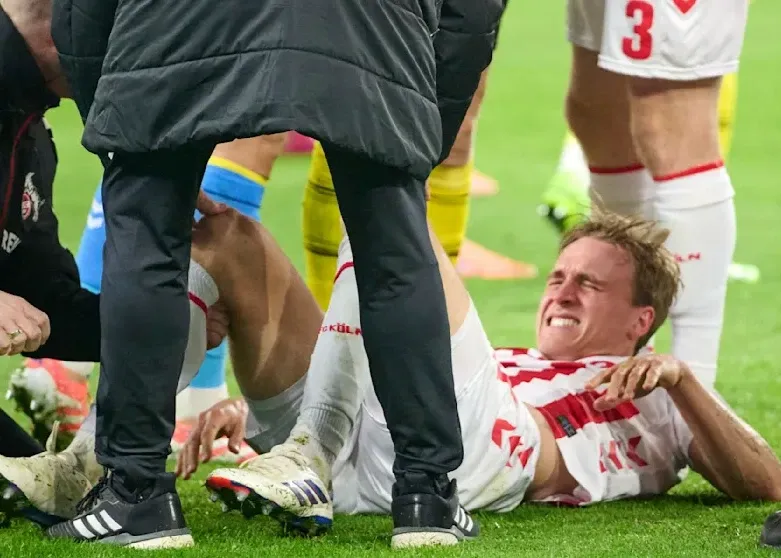 科隆中卫许伯斯膝盖重伤缺阵6个月，德甲防线雪上加霜