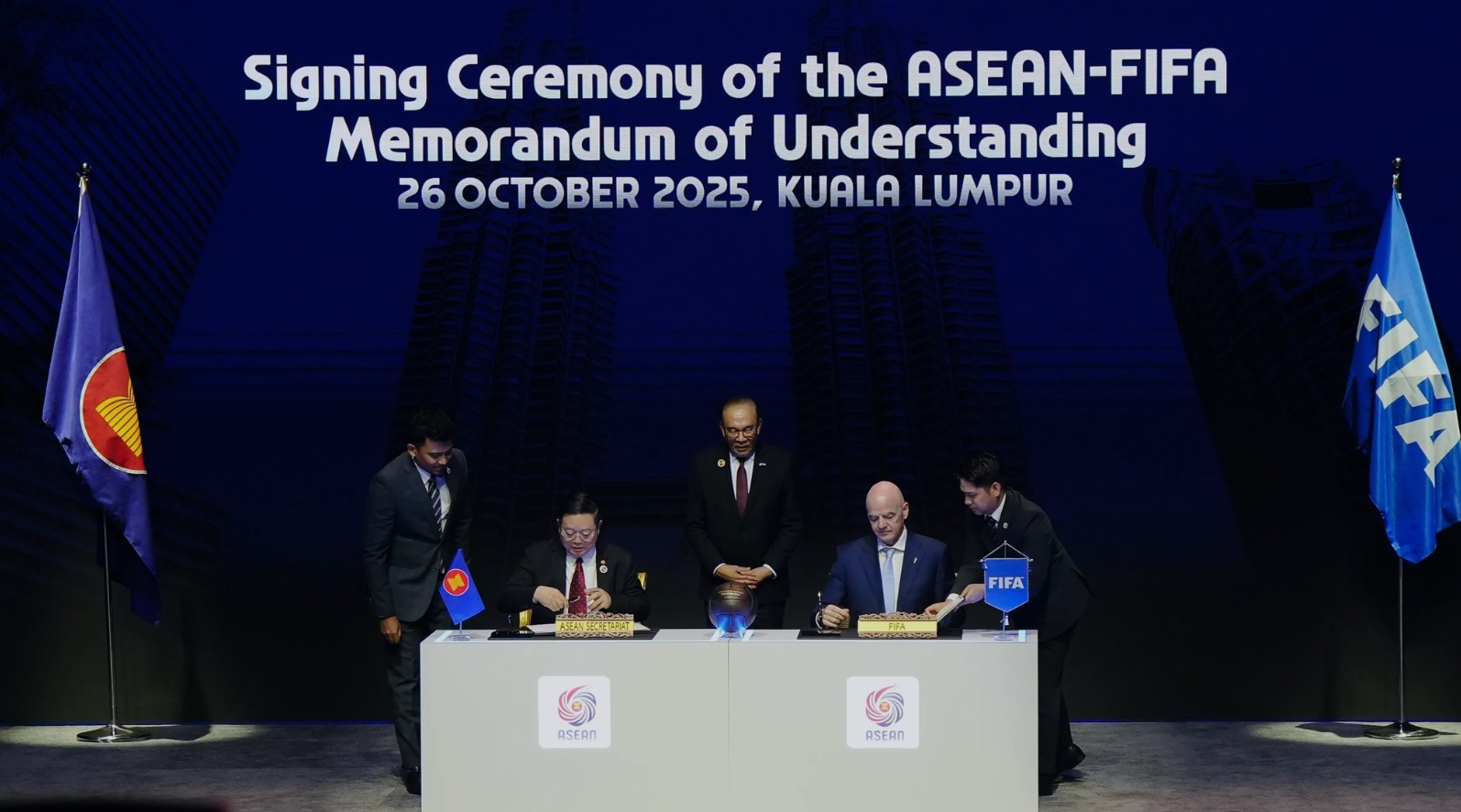 国际足联和东盟签新谅解备忘录，东盟杯来了？五年合作到底能不能真行？