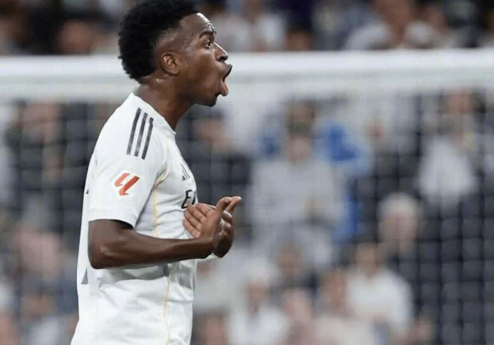 皇马2-1巴塞罗那，维尼修斯下场爆粗，哈维·阿隆索惹出的2分钟风暴