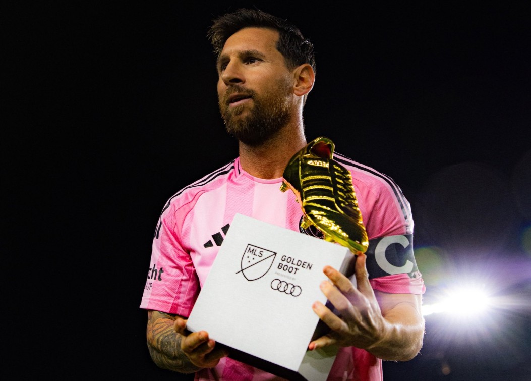 梅西续约到2028，迈阿密国际在MLS再圈粉2年，热度暴涨