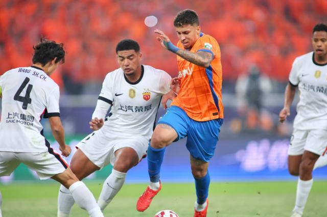 中超28轮海港1比3告急，穆斯卡特的“胜利算盘”被泰山当场拆了