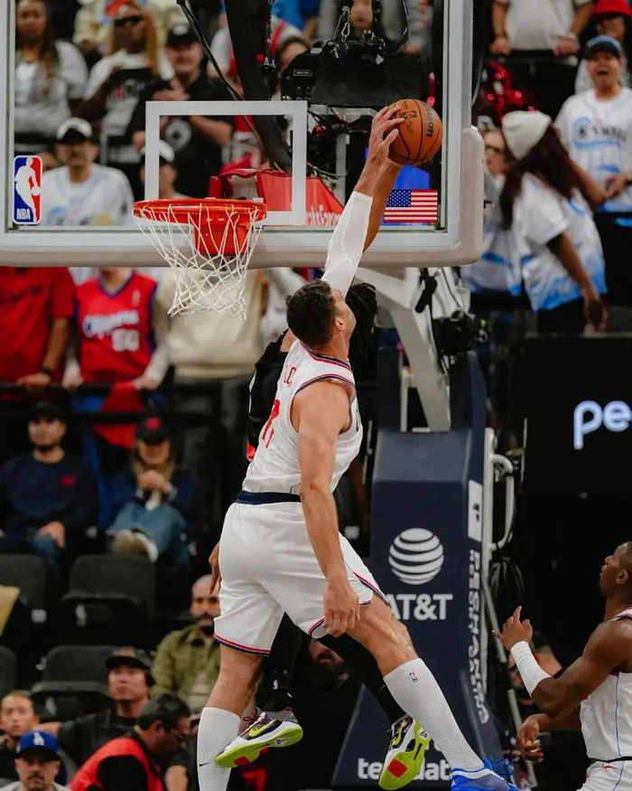 快船114-107力克开拓者：伦纳德30分，杨瀚森6.5分钟能顶主力中锋吗？NBA有话说