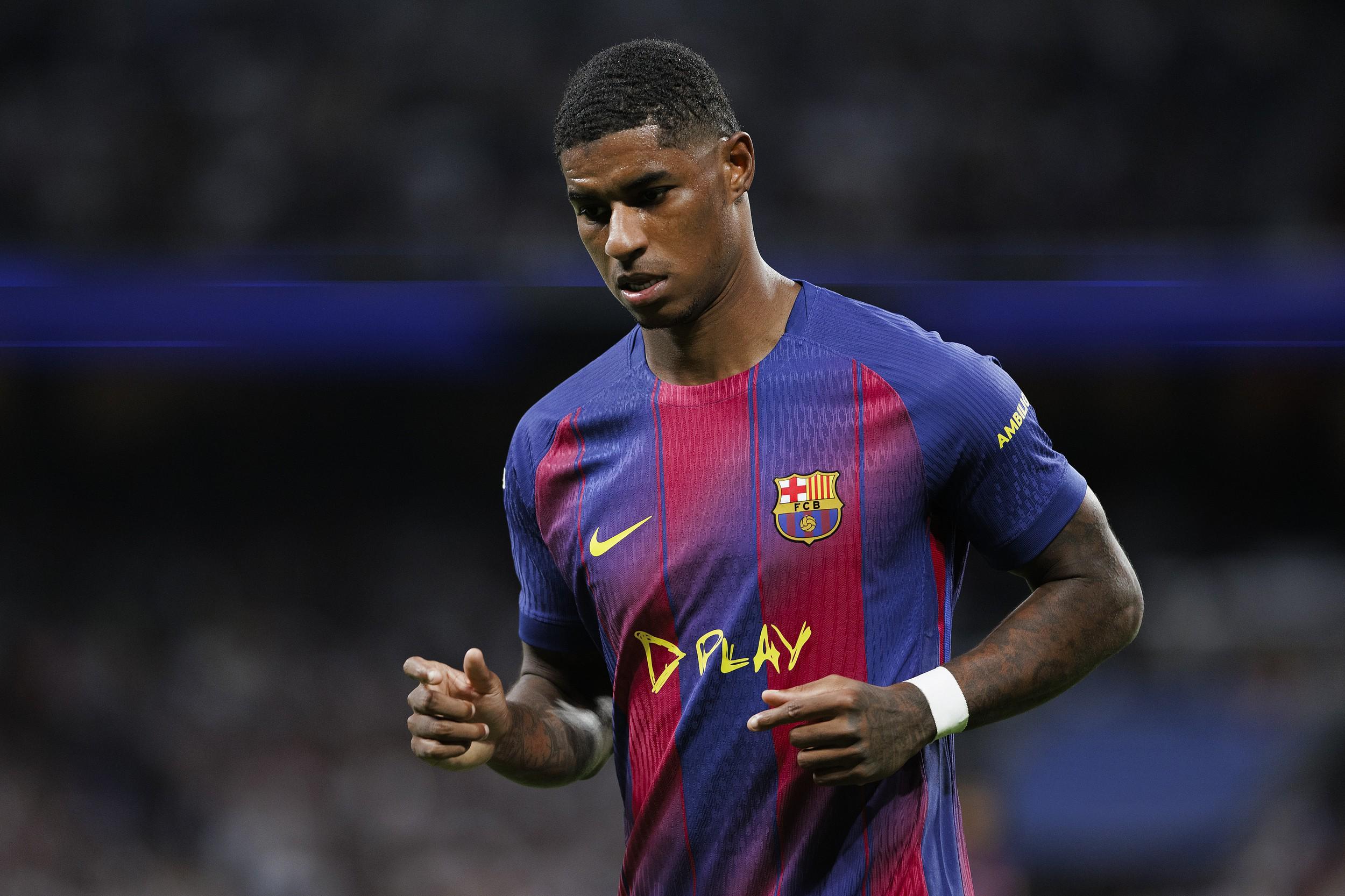 巴萨1-2输给皇马，西甲争冠五分差，球员更想打话不想踢球？