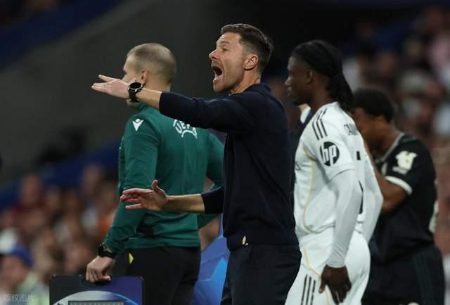 西甲：皇马主场胜巴萨，温格一句话让哈维·阿隆索笑开1次