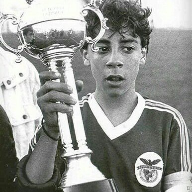 1张老照片就能打脸：鲁伊·科斯塔与AC米兰的意甲+欧冠记忆