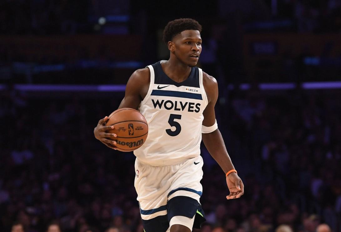 10月27日NBA：爱德华兹右腿筋伤两周，森林狼三分命中率瞬间暴露问题