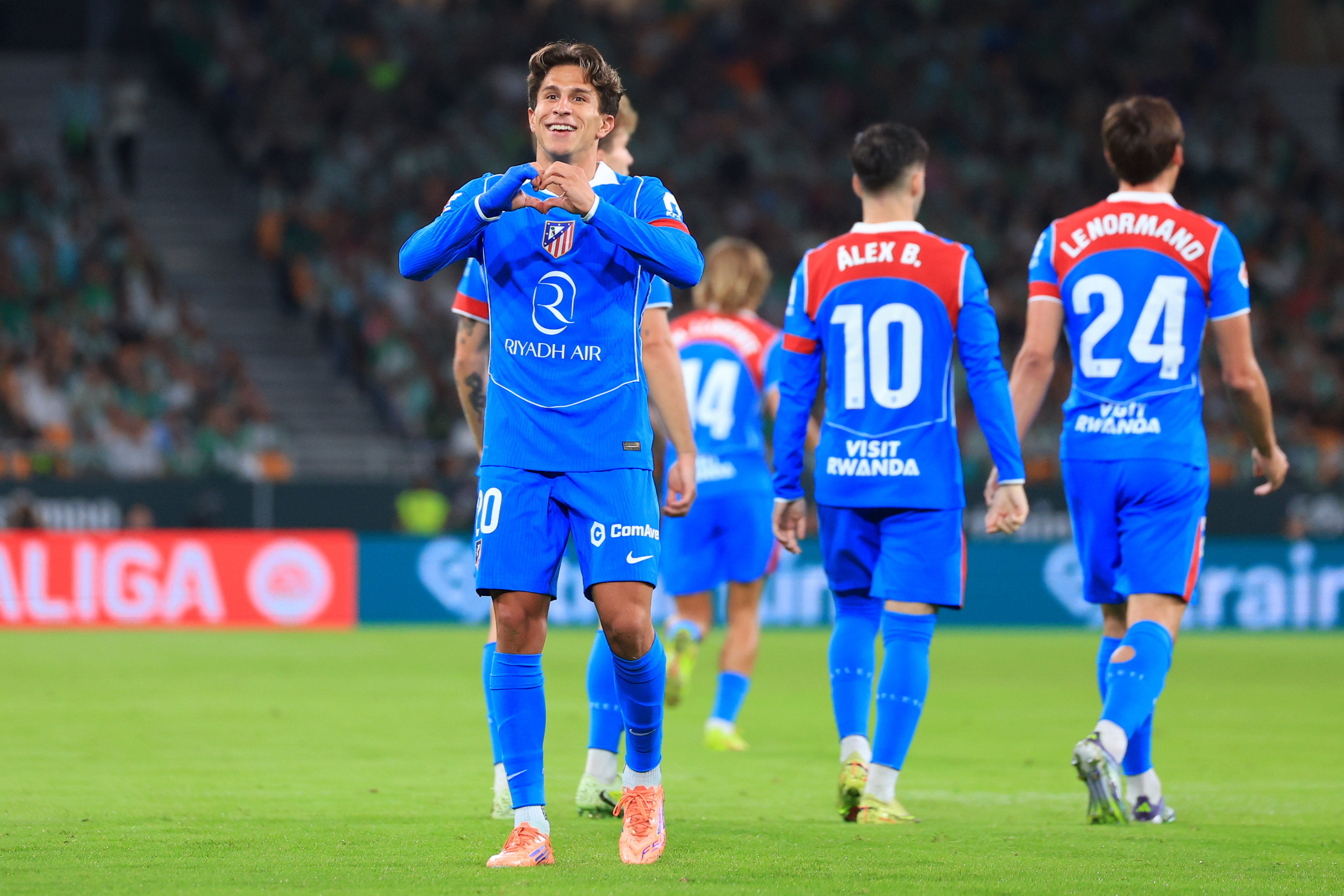 西甲马竞客场2-0取胜：朱利亚诺3分钟开窍，首胜不像运气像计划