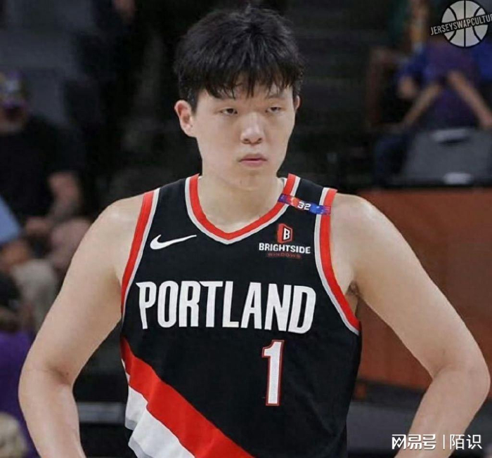 杨瀚森2场无解，NBA新秀路像充电慢的手机还得抢电