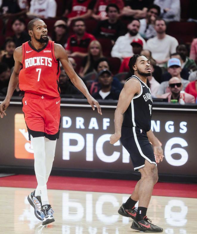 137-109！火箭队在NBA常规赛上把篮网队打成练级场，杜兰特19分也救不了局