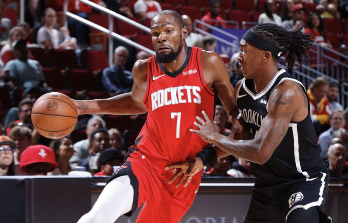 火箭137-109狂胜篮网，杜兰特拿下加盟首胜，伊森22分让主场炸开了锅