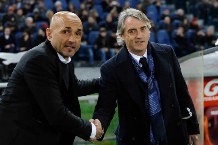 尤文图斯3选1换帅风暴：图多尔被解，新帅锁定斯帕莱蒂或曼奇尼，意甲再起波澜