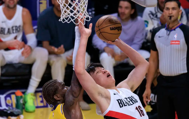 里夫斯41分难救主，湖人NBA主场108-122被开拓者击穿