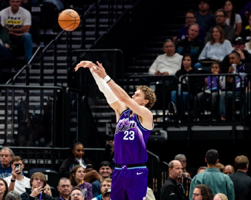 马尔卡宁51分刷脸全场，爵士2胜1负把NBA的布克质疑放大