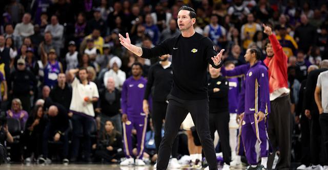 NBA：122-108，波特兰开拓者把洛杉矶湖人按在地上摩擦，J·J·雷迪克能解释吗？