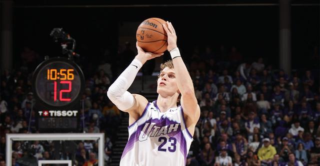 51分惊天一击，爵士在nba常规赛138-134加时险胜太阳