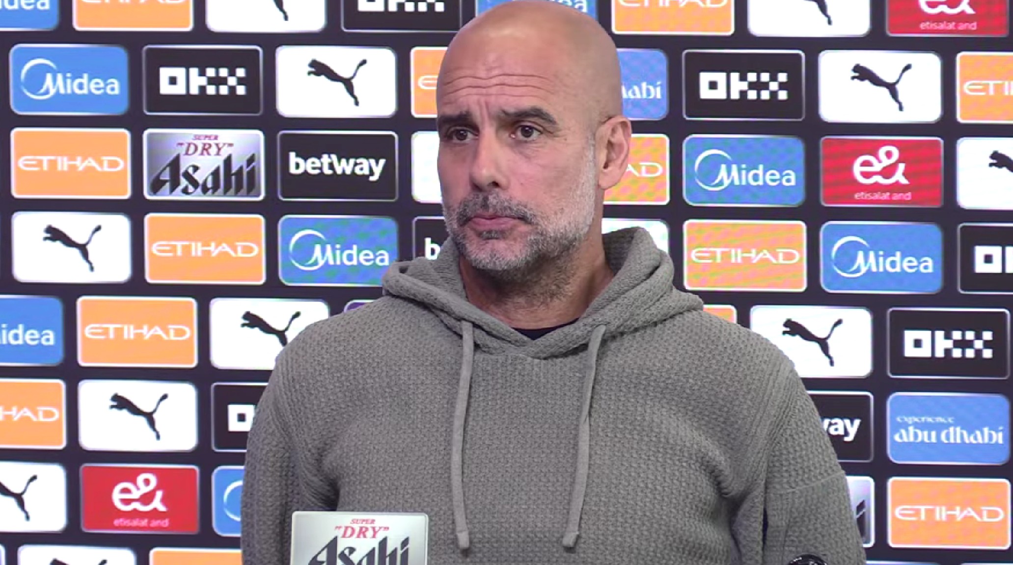 英联杯第1轮曼城轮换谜题：瓜迪奥拉谈5大焦点含哈兰德、罗德里