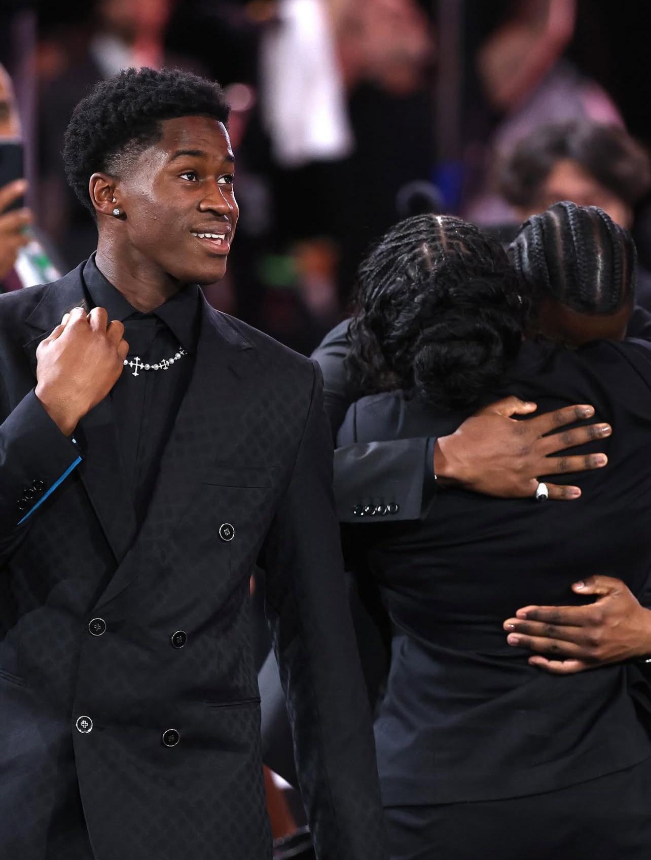 34分首秀震惊数据表：新秀在NBA首季场均被喊MVP？