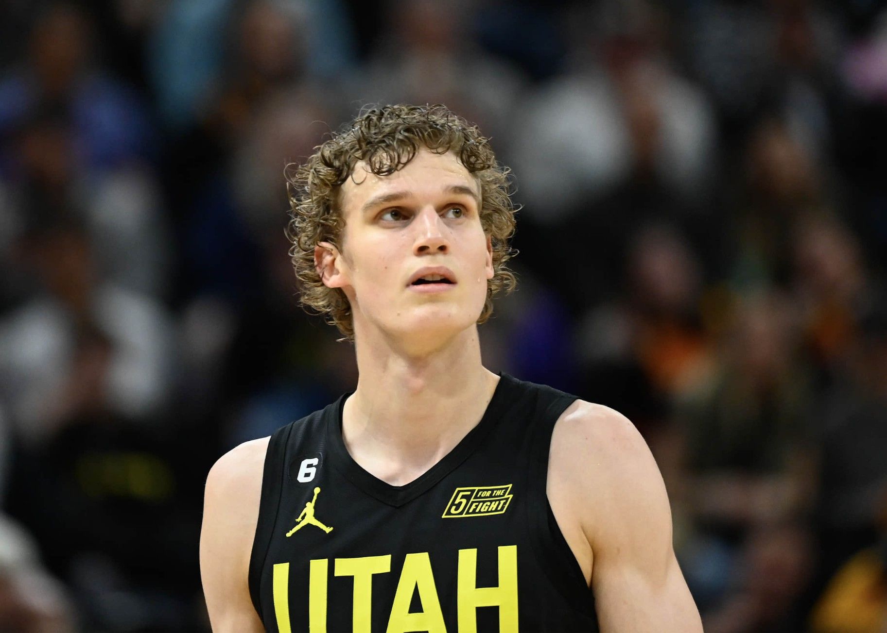 51分17罚！爵士138-134险胜太阳，NBA这夜比英超还戏剧