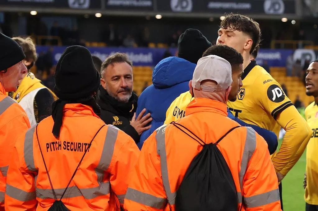 九轮不胜、垫底英超：狼队这锅佩雷拉能背多久？