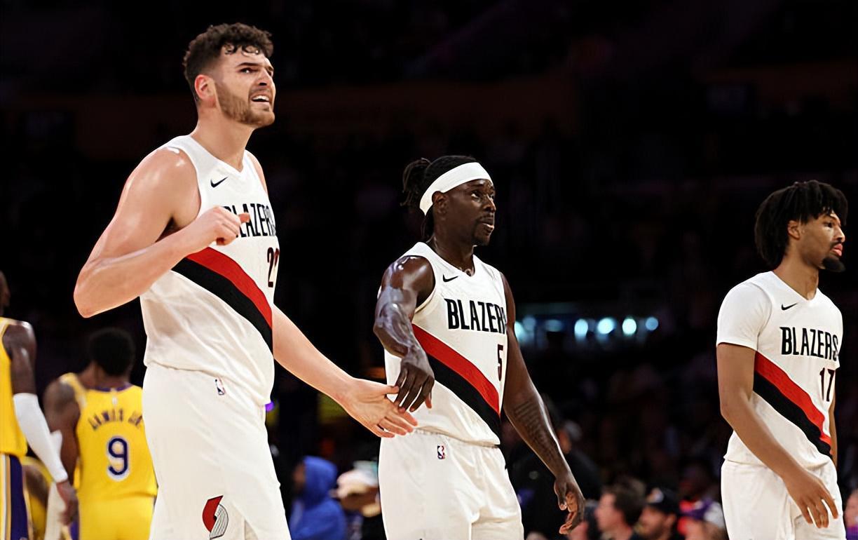 NBA 122-108，开拓者2胜2负；霍勒迪24分让湖人停在2胜2负