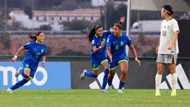 0比3出局！中国U17在女足世界杯的那场残酷课堂，比英超保级还要心碎