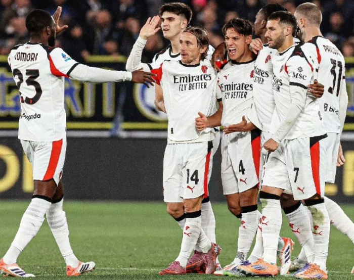 米兰1-1被亚特兰大堵死回家，意甲连平2场落后3分