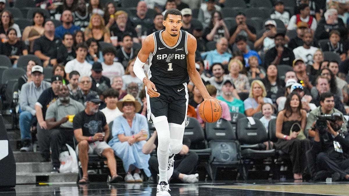 121-103大胜，马刺队4胜0负，NBA的文班亚马慢动作秀谁顶得住