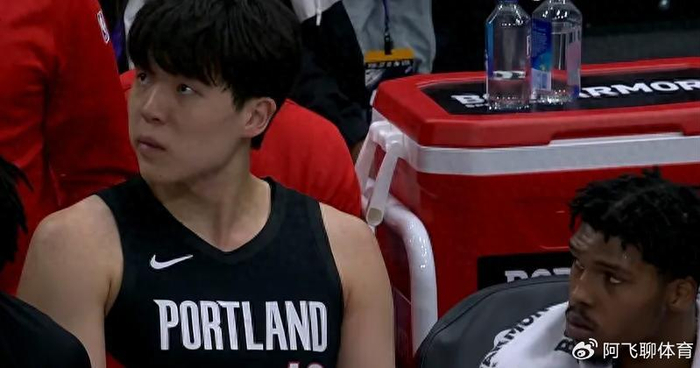12次镜头、118分被轰：开拓者中锋在NBA小球时代还能撑多久？