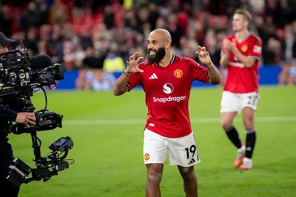 曼联三连胜，姆伯莫4球进账，英超冠军悬念回归，谁还能不服？