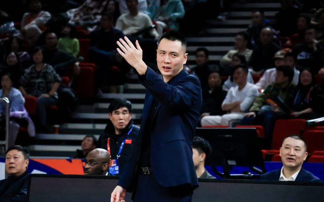 cba新赛季不到2个月，上海男篮敲定4外援，山西省也签下“迷你迪亚洛”