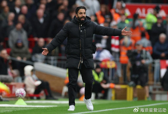 英超第9轮16分，曼联放弃冬窗大手笔，阿莫林的欧冠路还远吗