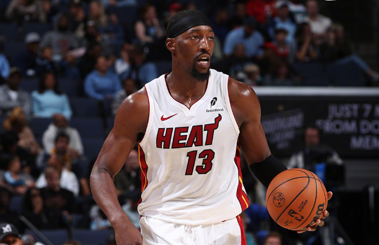 热火队144-117痛打黄蜂,阿德巴约9000分入史册,NBA又一场碾压秀