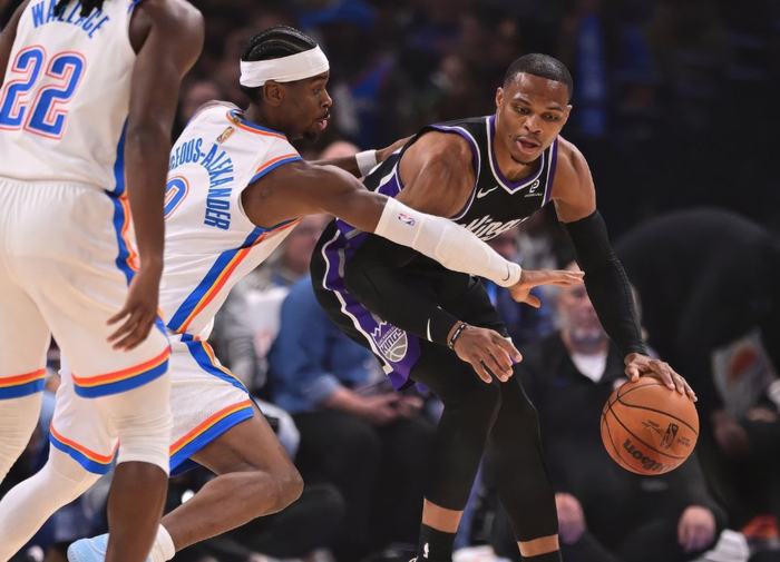 雷霆5连胜场面戏剧化：亚历山大31分逆转国王，NBA这局谁更香？