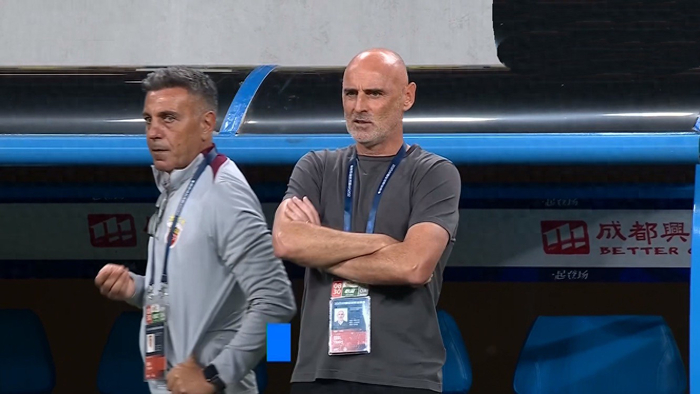 中超第29轮18:00：上海海港靠进攻能拿下浙江队吗？积分差距只剩1分