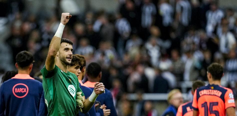 西甲场内20秒喊“要霍安的脑袋”，球迷激情到底有多可恨？