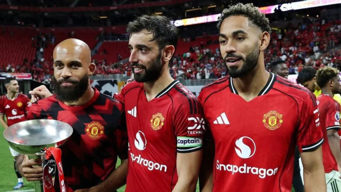 英超数据：曼联靠B费当师傅，库尼亚16场进球荒被一脚世界波戳破