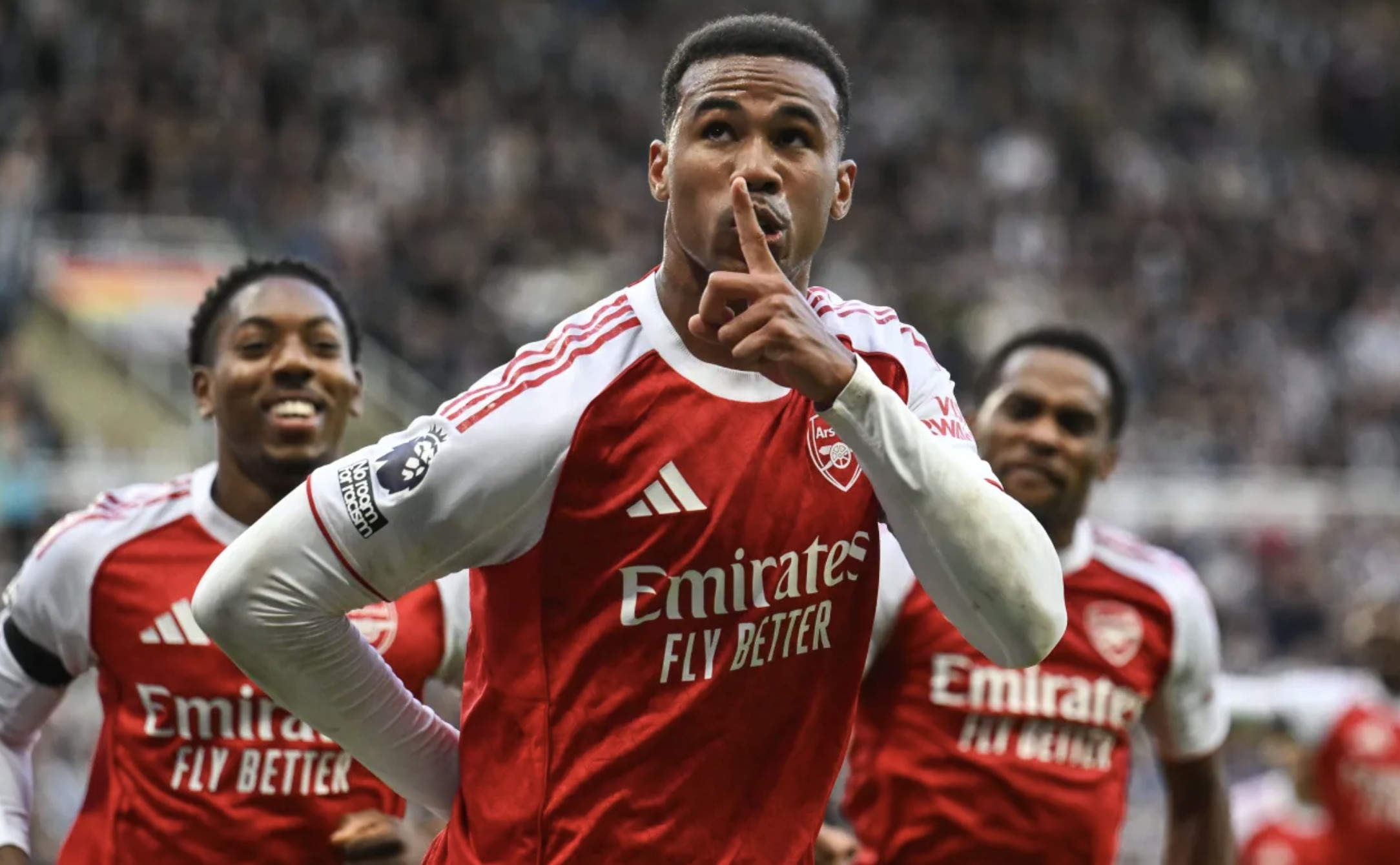 加布里埃尔20次关键抢断，阿森纳英超冠军能托付给他么