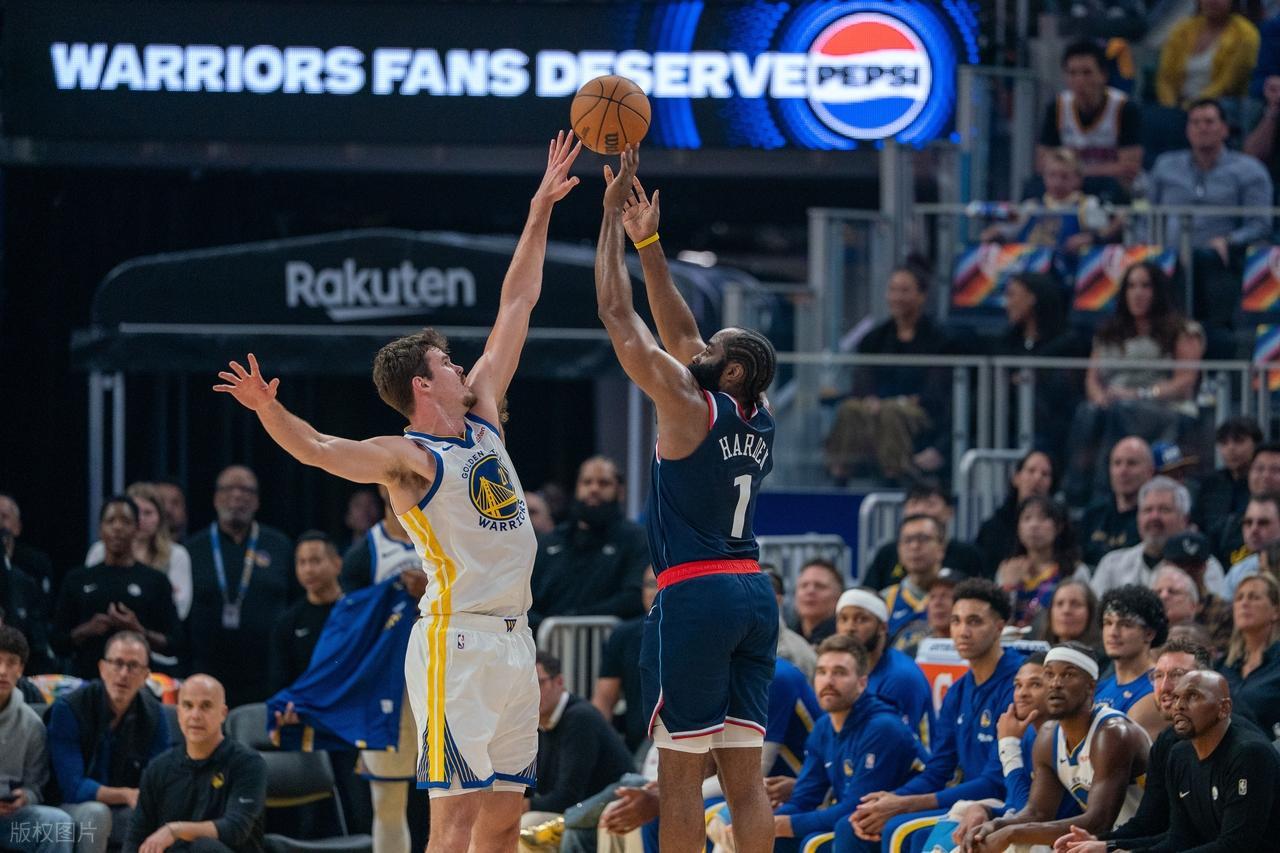 勇士98-79击碎快船队，NBA这15分转折是谁的锅？
