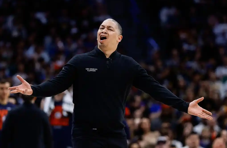 快船客场19分溃败，NBA轮换实验还是自找麻烦，球迷要炸