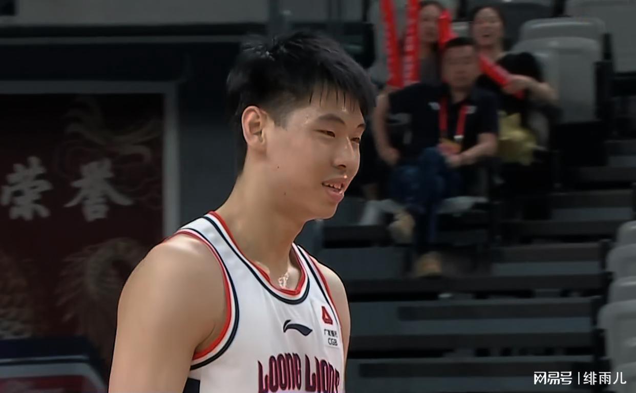 10月29日：广东队2笔重磅补强，崔永熙能登NBA？CBA新赛季悬念