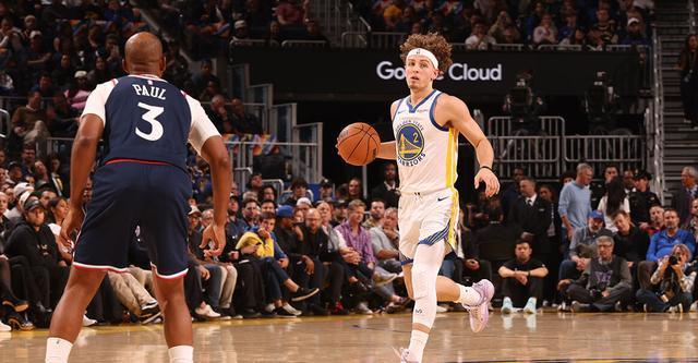 勇士98-79击败快船队，科尔的新轮换能稳住NBA主场4连胜吗
