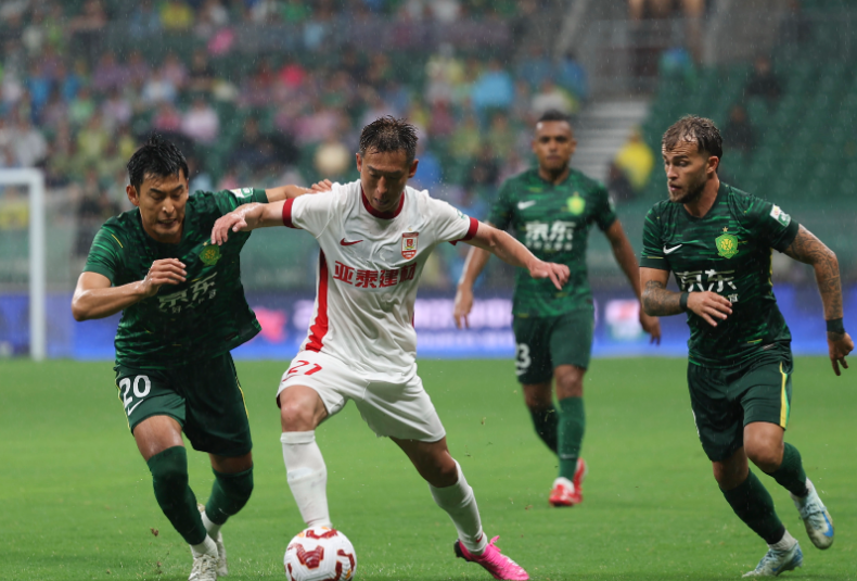 国安主场2-4崩盘，长春亚泰“副班长”一役或改写中超联赛保级格局