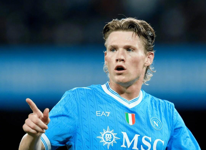 6家传闻围堵，英超热刺等对麦克托米奈有兴趣，那不勒斯局势被搅动