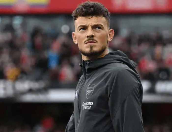 英超：怀特仅1次首发，缺席21场，阿森纳右路到底谁在负责？