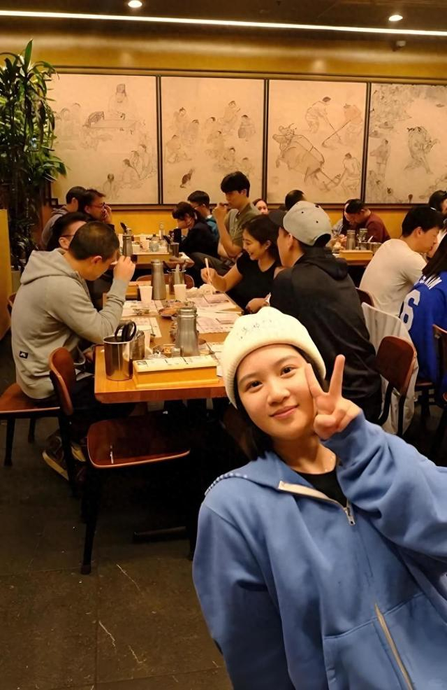 122-108客胜也挡不住争议：7分22秒、1分1板，NBA的新秀杨瀚森惹怒中文社媒，英超球迷会咋说？