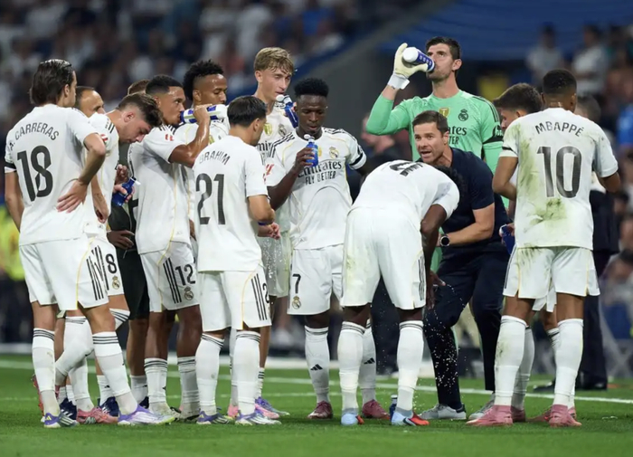 72分钟换人引爆西甲风暴：维尼修斯要走？哈维·阿隆索被推入漩涡