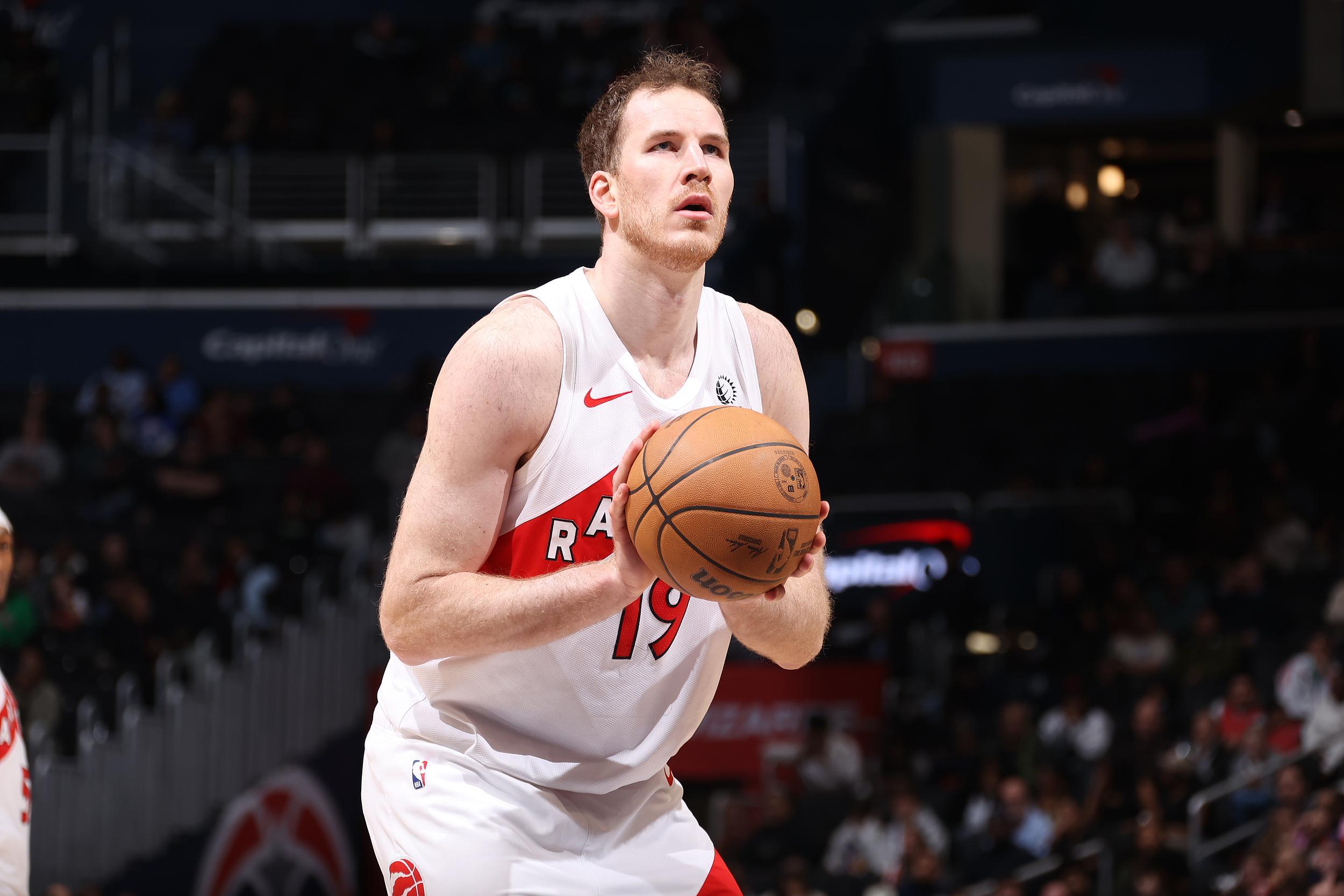 10月30日NBA：火箭两人缺阵，伤兵名单给多伦多猛龙队送礼了吗