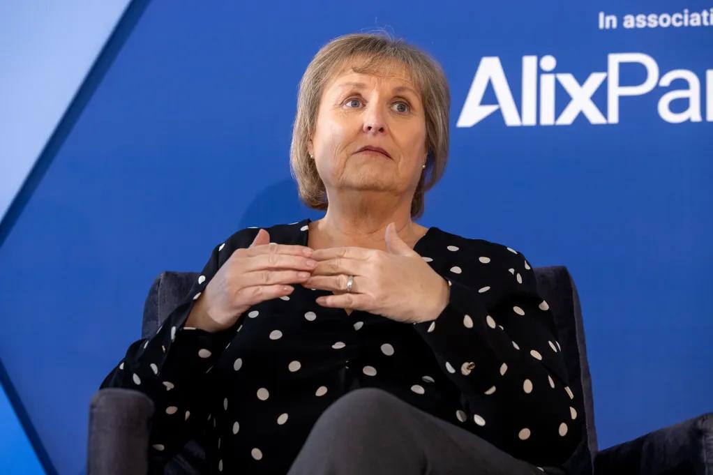 英超11月21日两票生死局：115项指控悬而未决，连任能过14票？