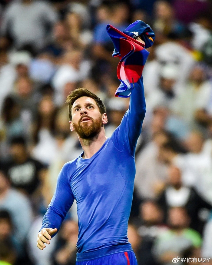 3次论战：毛剑卿说莱昂内尔·梅西没过马拉多纳、C罗，英超球迷炸锅