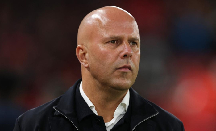 利物浦0-3被掀翻，水晶宫三连杀萨尔两球，2025-26赛季英超联赛还能信谁？